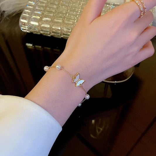 Y2K Adjustable Bracelet Gold with Pearl & White Acrylic Butterfly